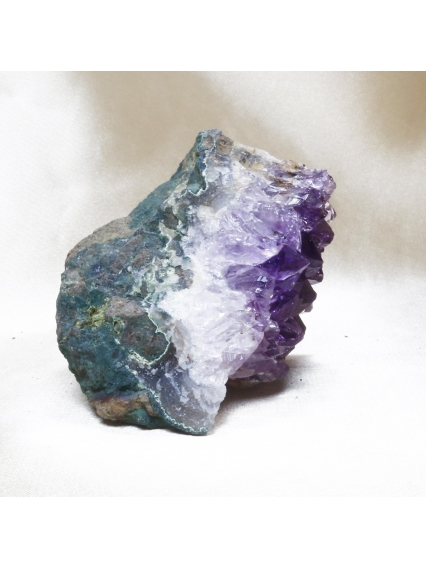 İri Dişli Ametist Taşı Kaya Parçası 345 gr