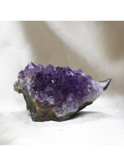 İri Dişli Ametist Taşı Kaya Parçası 345 gr