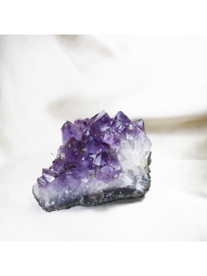 Ametist Doğal Taş Kaya Parçası 860 gr