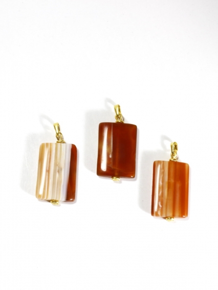 Doğal Kırmızı Akik Taşı Kolye Ucu | Gerçek Altın Kaplama Detaylı