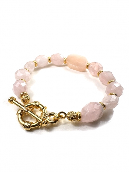 Faset Kesimli Pembe Kuvars ve 24 Ayar Altın Kaplama Bileklik | Doğal Zarafetin En Işıltılı Hali