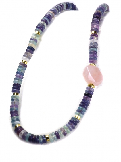 Faset Kesimli Pembe Kuvars ve 24 Ayar Altın Kaplama Bileklik | Doğal Zarafetin En Işıltılı Hali