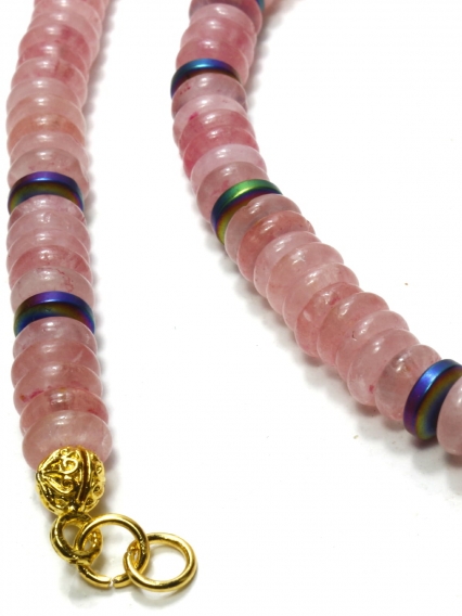 Pembe Kuvars Taşı Hematit Detaylı 24 Ayar Gerçek Altın Kaplama Kolye