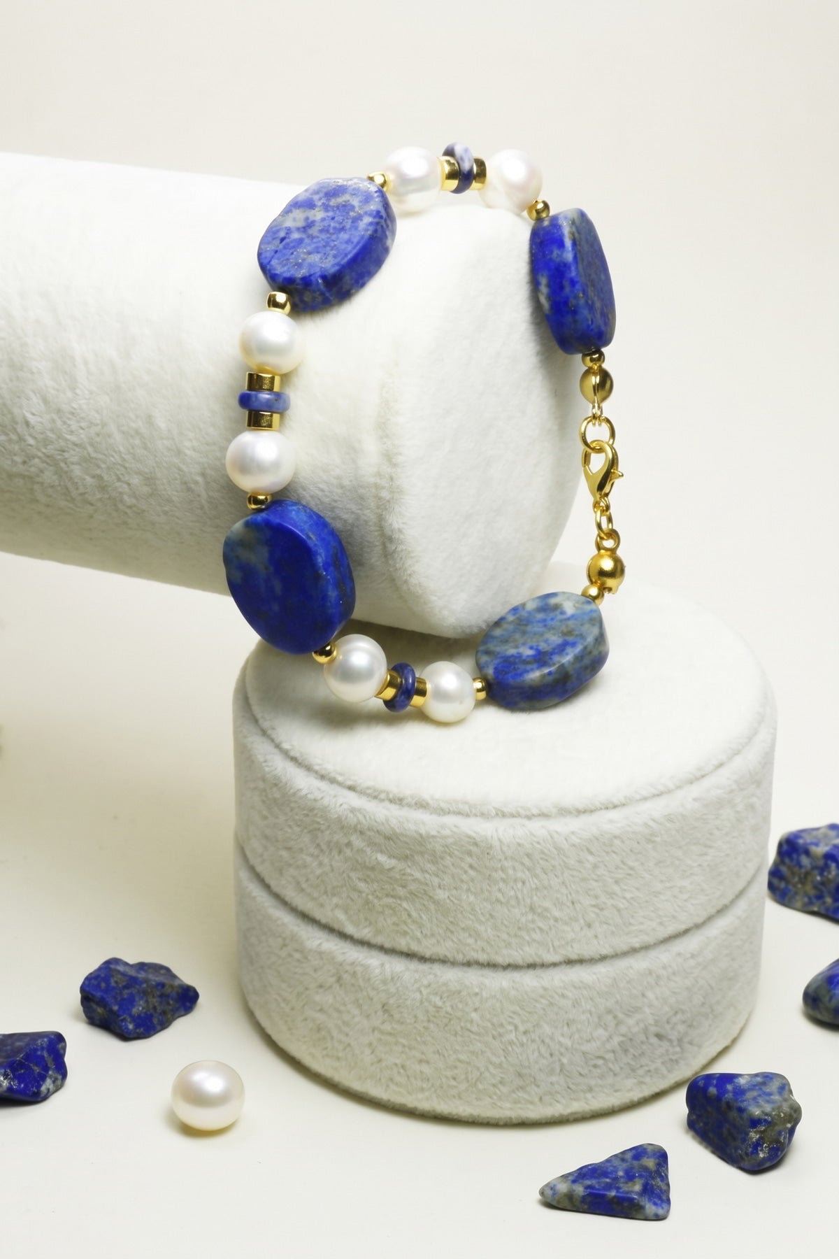 Lapis Lazuli ve İncili Altın Kaplama Kadın Bileklik
