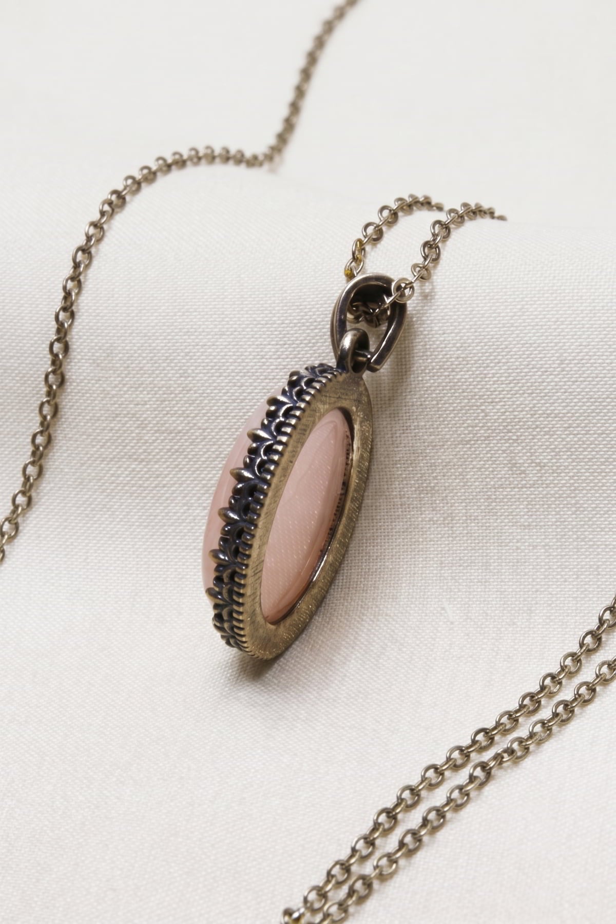 Pembe Kuvars Taşlı Otantik Oval Gümüş Kadın Kolye Ucu 4,5 gr